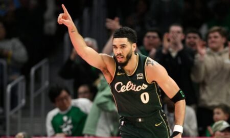 Basket-NBA : LeBron James et ses All-Star dominent la Team Curry